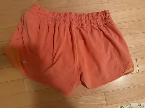 Lululemon Hotty Hot Short 2.5”