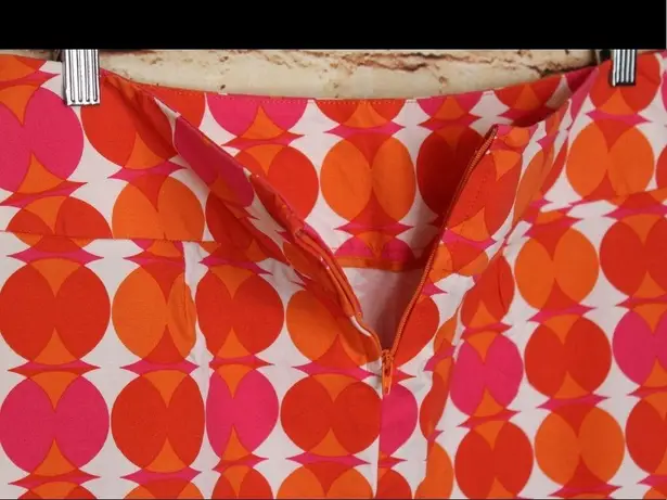 New York And Company | Retro VTG City Stretch Skirt