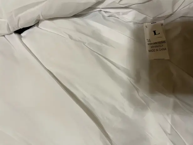 White Cropped Puffer Vest Large