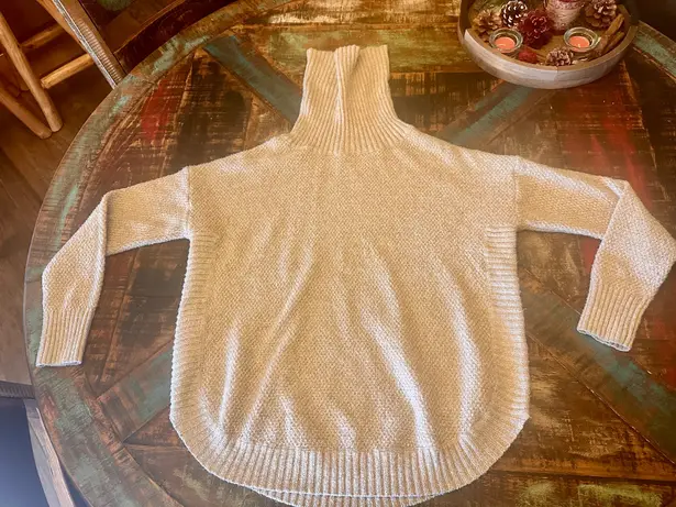 Staccato Sweater Women’s Lightweight Small Turtle Neck Beige NWT