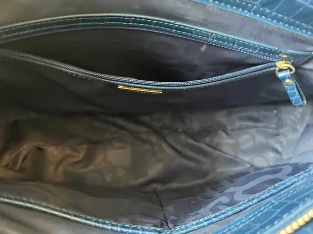 RoccoBarroco Blue Embossed Women's Bag - Excellent Condition-No stains or wear