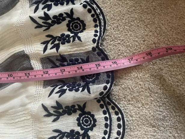 NWT America & Beyond Floral Embroidered Scalloped Hem Stripe Skirt Size S Blue