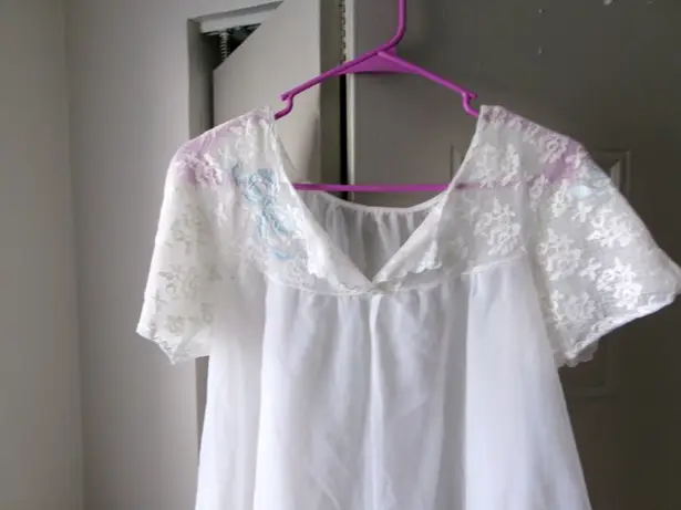 Radcliffe vintage coquette nightgown nightie lingerie bow lace in white/ivory and blue size large.