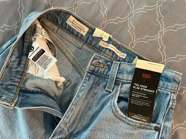 Levi's High Waisted Jeans