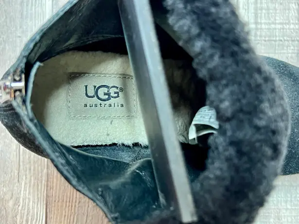 UGG Antonia Black Suede Fur Cuffed Wedge Boot Bootie sz 9 Retails $200