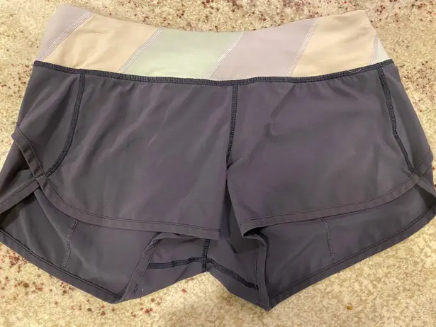 Lululemon Speed Up Shorts 2.5