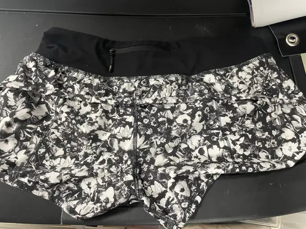 Lululemon Speed Up Shorts Black White Floral Pattern