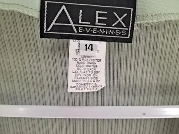 Alex Evenings 2 Piece Sea Foam Green Dress with Floral Top and Jacket‎ Size 14