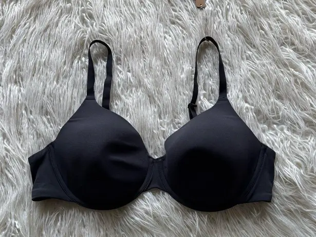 SKIMS Fits Everybody T-shirt Bra Onyx Size 42B