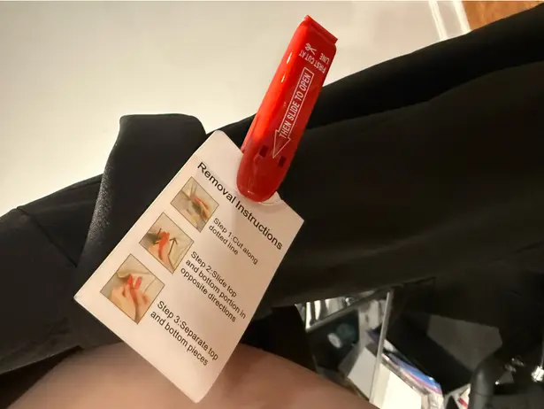 Mac Duggal NWOT 55692 Three Quarter Sleeve Ruffle Neck Dress