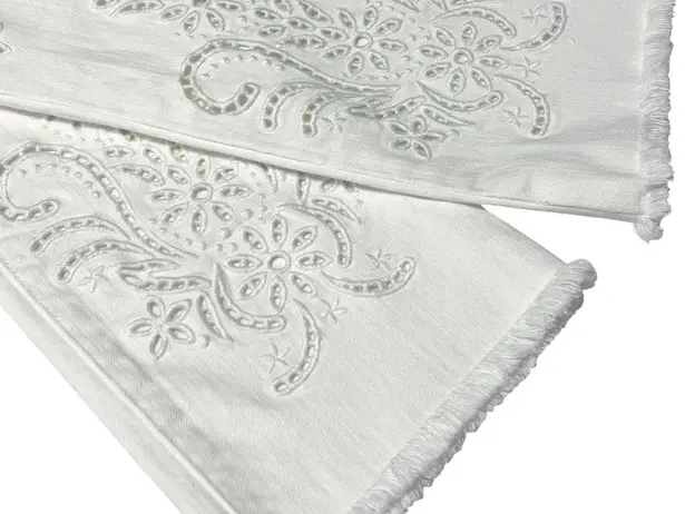 Johnny Was The Cropped Baby Boot Jeans Eyelet Pashmina White Boho Women's 28