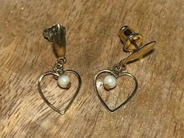 Vintage Heart Pearl Gold Tone Dangle Earrings