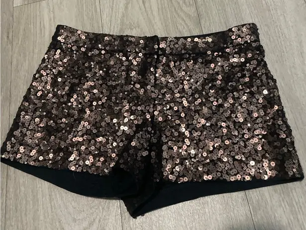 EXPRESS Y2K  Black and Gold Sequin High Waist Shorts