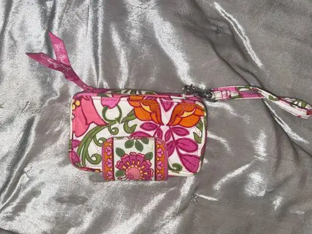 Vera Bradley Wrislet - Image 2