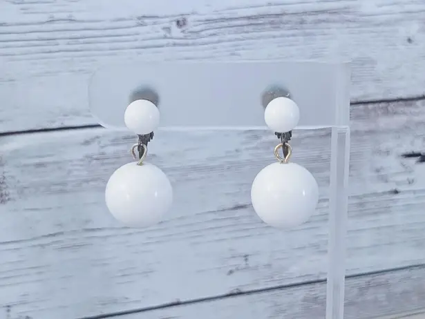 Vintage Clip On Earrings Retro White Duo Ball Dangle