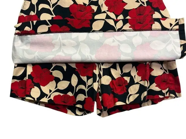 Ashworth Womens Floral Print Skort Size 6 Red, Black, & Beige
