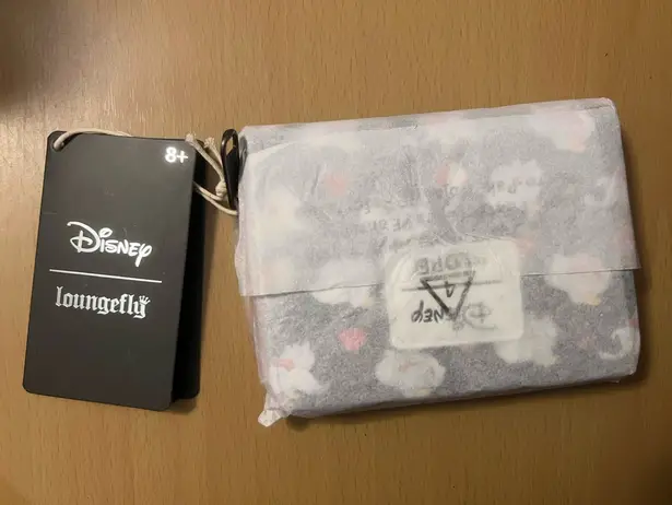 Lounge Fly Disney Dumbo Circus Icons Mini Zipper Wallet