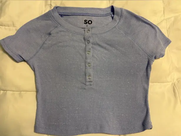 SO - Baby Blue Snap Henley Crop Top (NWOT)