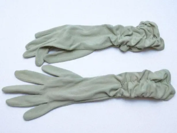 Vintage Sea Foam Green Gloves – Timeless Elegance & Unique Style