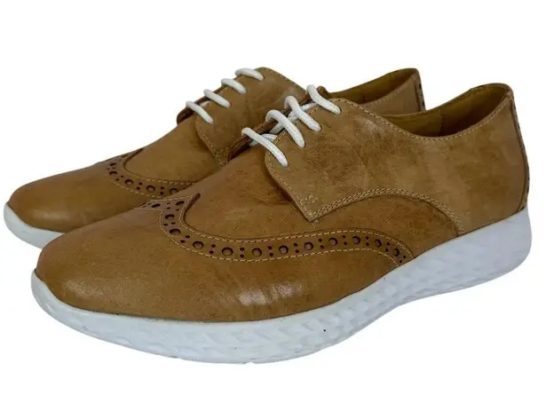 Driver Club USA Women's Leather Raleigh Extralight Wingtip Sneaker Loafer Size 5 Tan