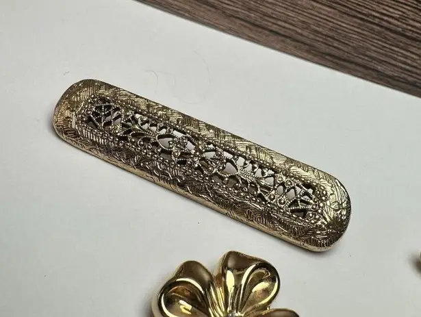 Gold Tone Lot Of 3 Brooch Pin 1 Photo Locket