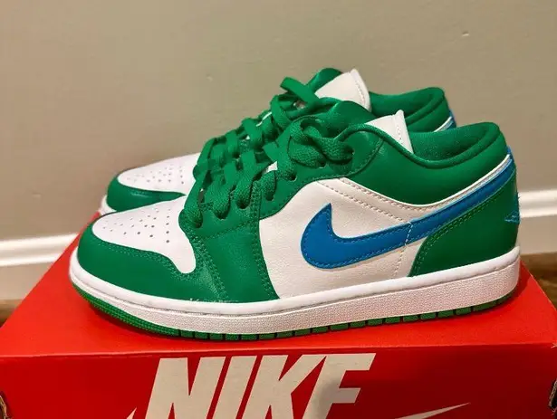 Nike  Air Jordan 1 Low - Image 2