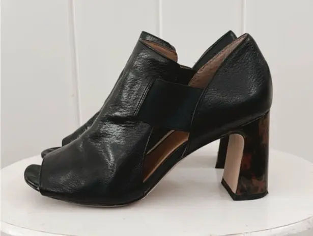 Corso Como Maybel Black Leather Peep Toe
Tortoise Shell Block Heels Women 8.5