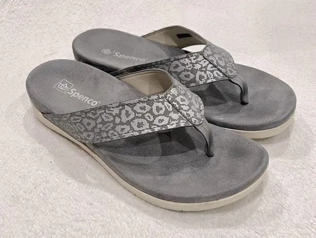 Spenco Orthotic Thong Sandals in Grey Shimmer Cheetah Print 9.5 Gray