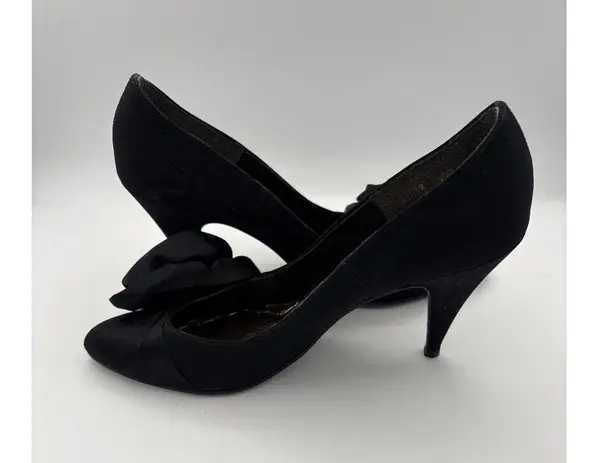 Life Stride Night Life By Womens Black Satin Pumps With Rose Detail Size 7