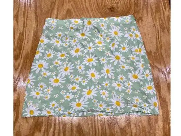 Elodie Mini Daisy Skirts Women's Medium Green Floral Regular Fit Casual A02