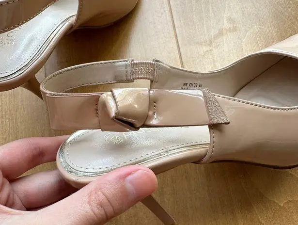 Platanitos Pointed Toe Patent Leather Heels with Bow, Nude, Size 38 (US 7) Tan