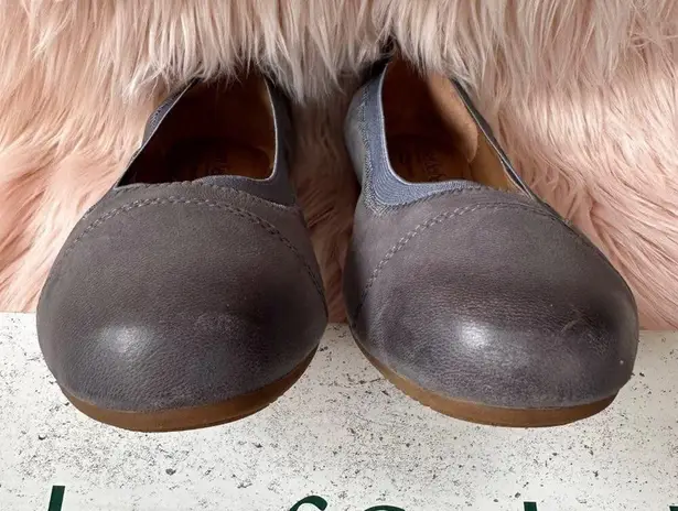 Josef Seibel Gray Suede Pippa Cap Toe Flat sz 8