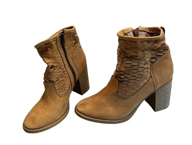 Coolway Laser Cut Leather Ankle Boot, Sz 38