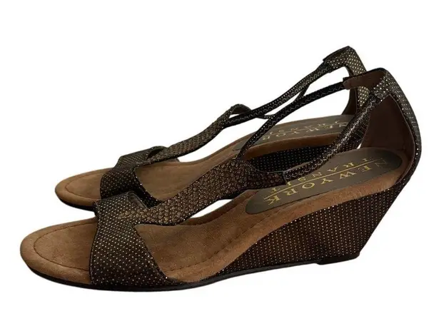 New York Transit Women's Brown Gold Sparkle Bling Elegant Wedge Sandals Size 8.5