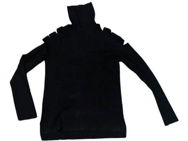 Cyrus black turtle neck womans medium cutout shoulder new with tags cute pro