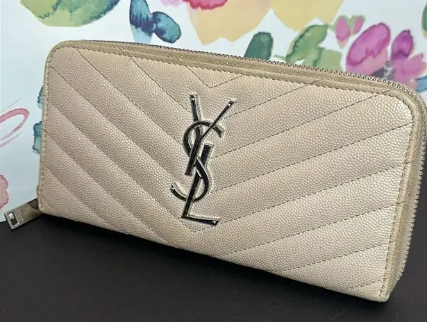 Saint Laurent 💯Authentic YSL Full Zipped Long Wallet🍀