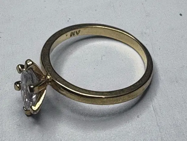 Vtg NV Nevada Silver Mines Gold Tone Marquise CZ Ring size 7