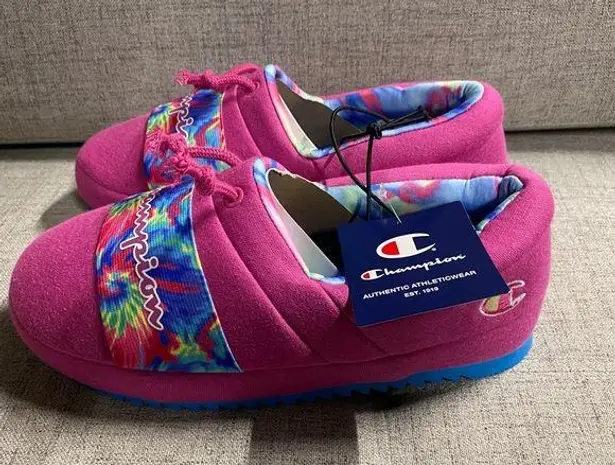 Champion NWB  Academy TieDye Pink Slippers size 7