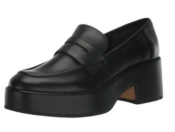 Yanni Loafer in Black
Dolce Vita Size 8