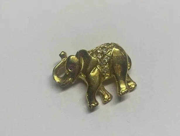 Tiny Signed GIOVANNI Vintage Elephant Rhinestone / Gold Tone Brooch Pin