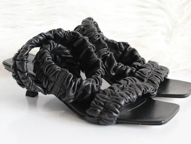 Khaite Lexington Black Ruched Leather Kitten