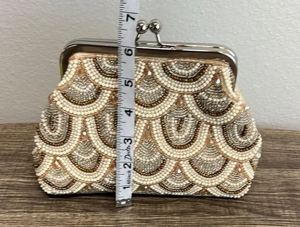 Beaded Cream & Gold Clutch w/ Crossbody Strap â¨