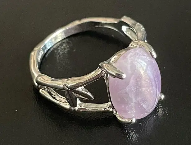 Amethyst Oval purple S925 silver ring size 9