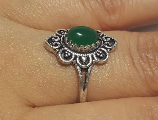 Onyx Green sterling silver gemstone ring no stamp Ring size - 6.75