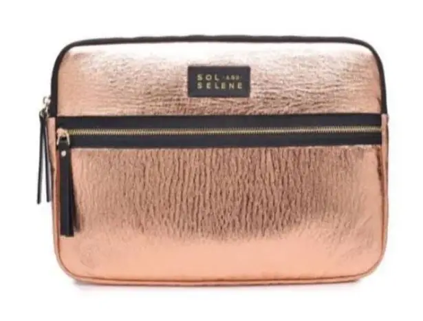 NWT Sol And Selene Womens Metallic Tablet Notebook Laptop Case Sleeve Rose Gold