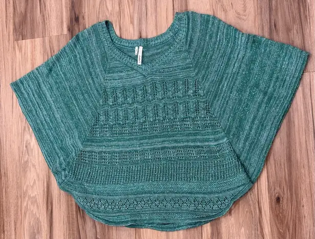 Studio Y πππVintage Green With Metallic Green Threads Flowy Short Sleeve Shirt πππ