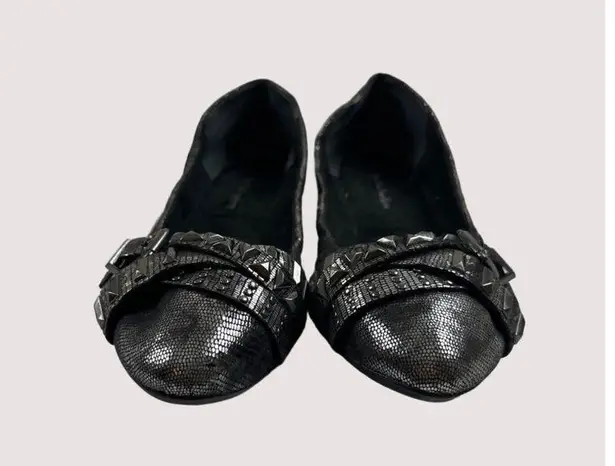 BCBG Textured Ballet Flats With Studded Bow Accent Size 6.5 Silver