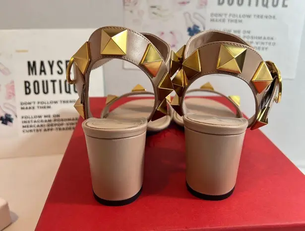 Valentino Garavani Valentino Roman Stud 60 Leather Sandal rose color AUTHENTIC NEW IN BOX