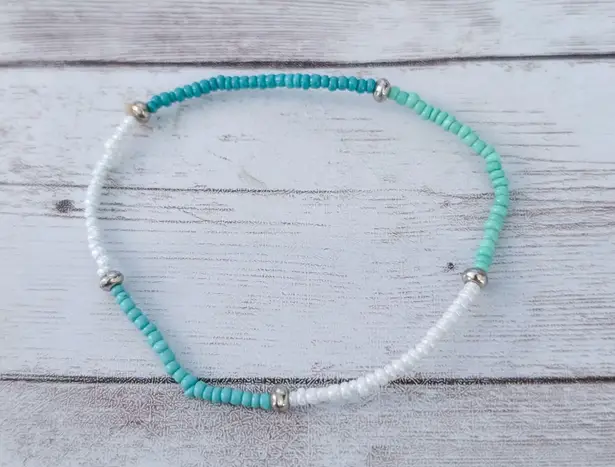 Green/Teal Tones Stretch Bracelet