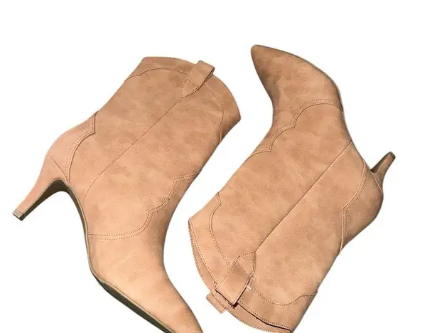 NEW DV BY DOLCE VITA Andres Western Bootie Tan Size 9.5